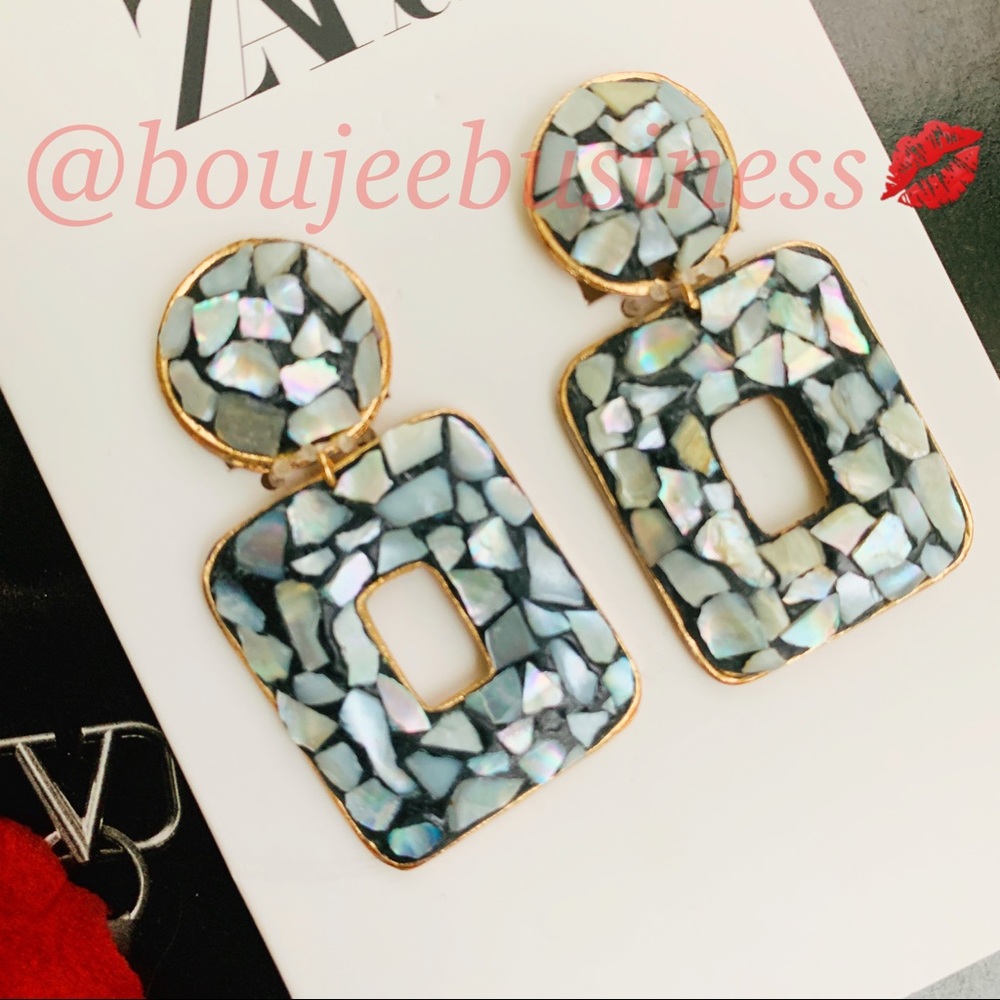 ZARA Geometric Mother Of Pearl Earrings - Picture 4 of 8
